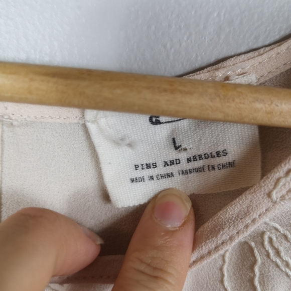 Pins and needles blouse - Picture 3 of 9